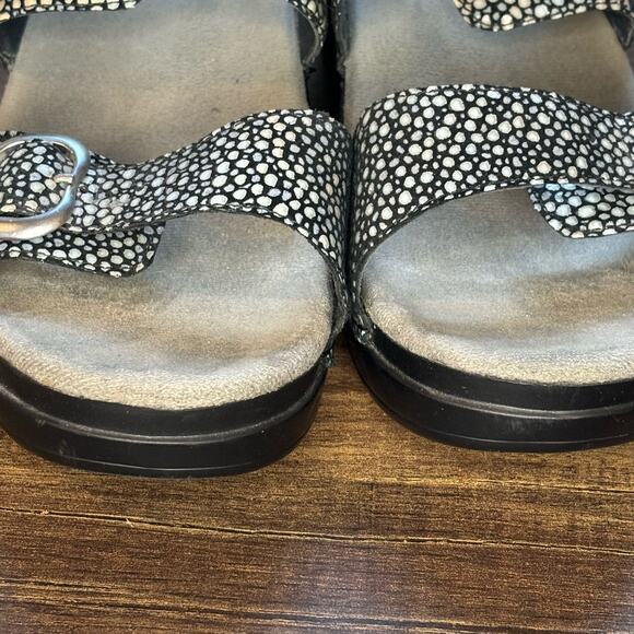 Dansko Black Stain Glass Sophie Sandal - size 40 (US 9.5-10) - Picture 3 of 7